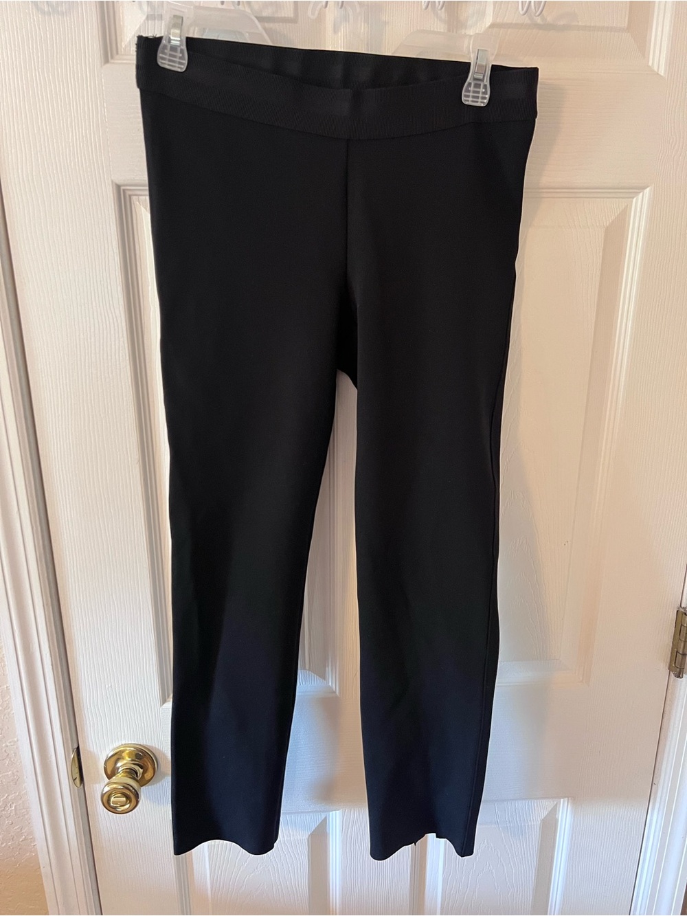 James Perse Matte Scuba Cropped Leggings in Black - Size 2 Comfort Stretch